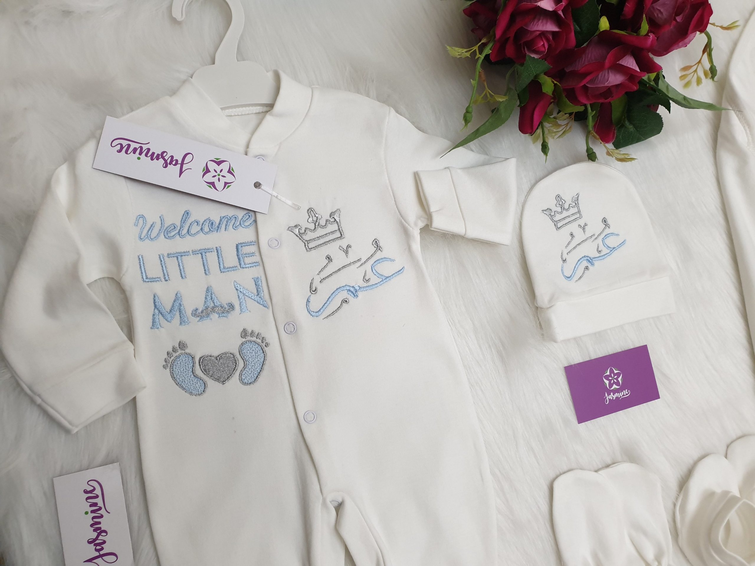 طقم قطن ٦ قطع : اسم عمر " welcome little man " - الصورة 3