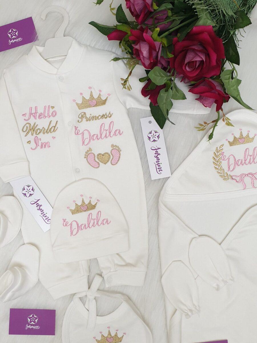 طقم قطن ٦ قطع : اسم داليدا " Hello world I'm princess Dalida "