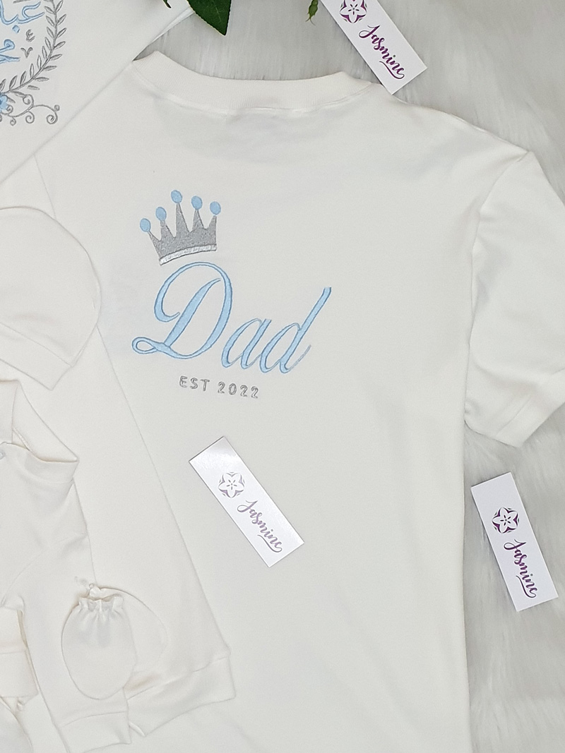 تيشرت قطن خريفي اوفوايت مطرز على الظهر Dad والأمام اسم المولود