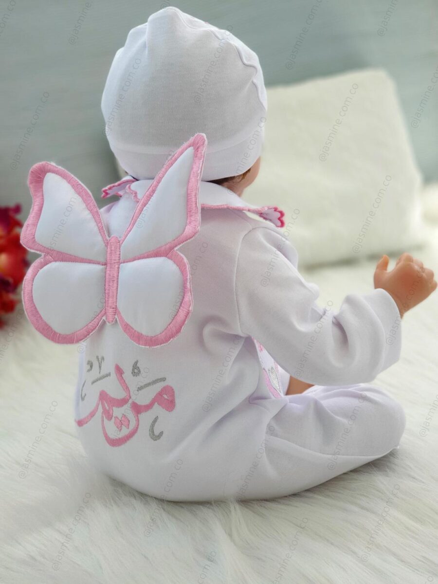 طقم مولود 6 قطع قطن تطريز فراشات (مريم Mariam) Newborn baby 6-pieces cotton set with Name Embroidery