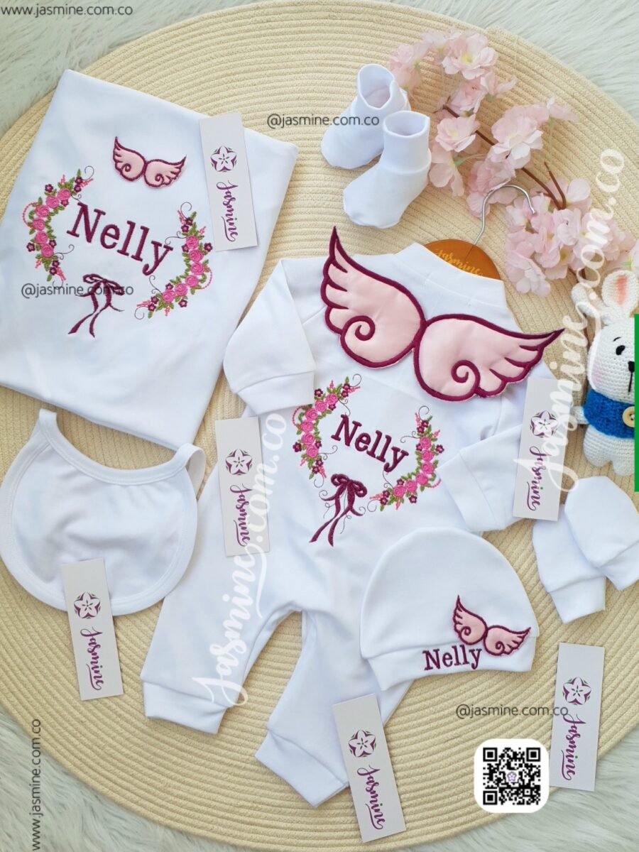 طقم قطن بيور 6 قطع طقم سبوع ومباركة مولود اسم (نيللي) baby cotton set Hello world I'm Nelly