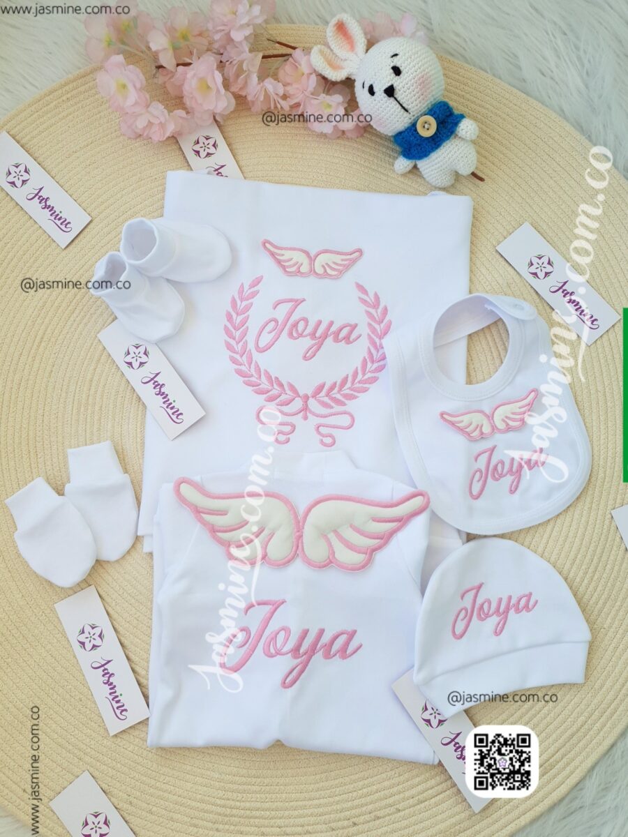 طقم قطن بيور طقم مباركة ولادة وسبوع 6 قطع اسم (جويا Joya) cotton baby set name