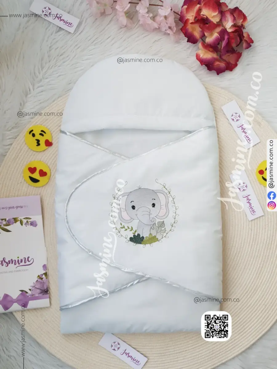 بورت بتصميم تطريز فيل لطيف ( متاح اضافة الاسم ) Baby soft sleeping bag (3)
