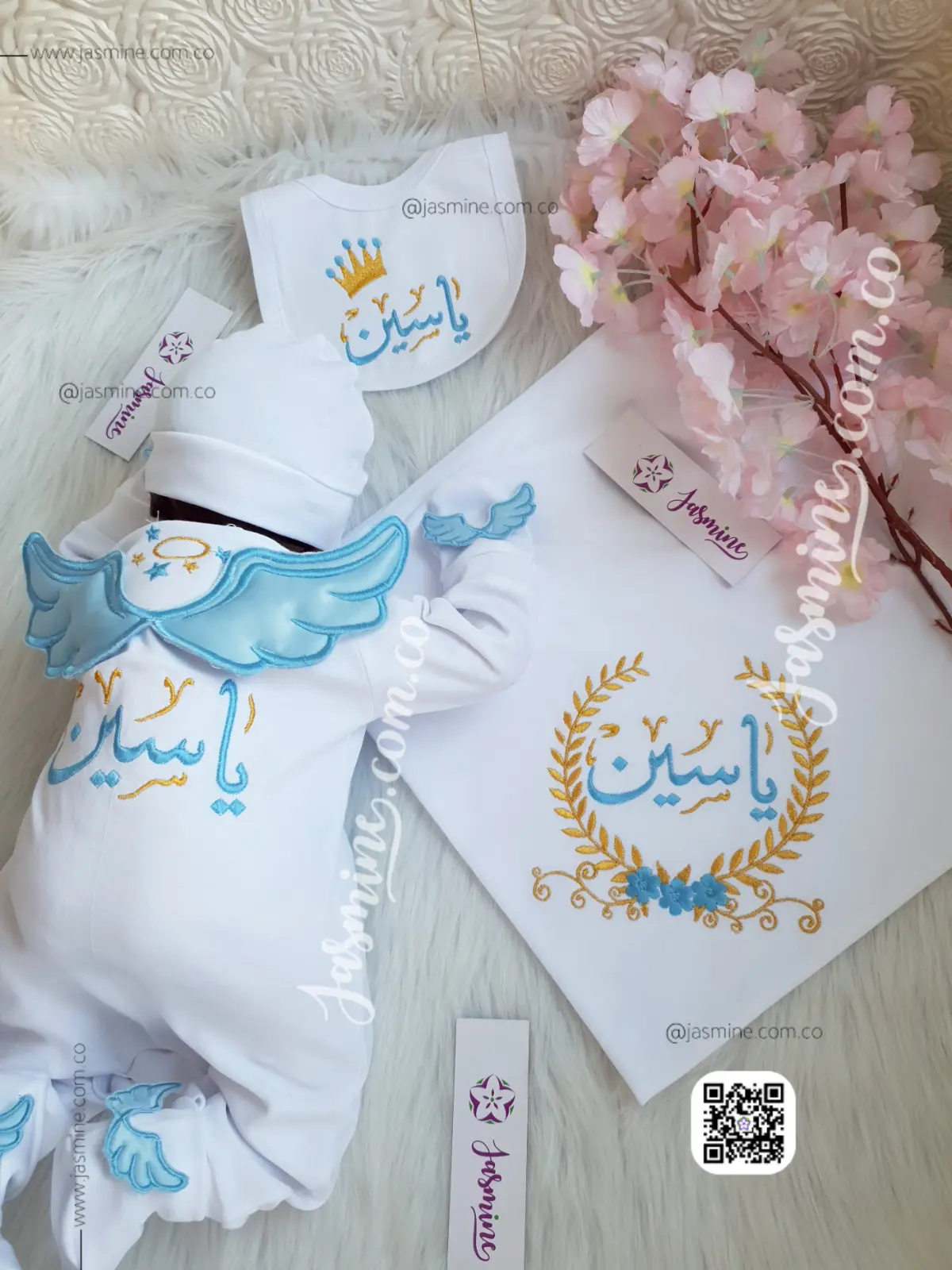 طقم استقبال مولود تطريز 6 قطع قطن صيفي (Yasssin ياسين ) جناحات بارزة وورد