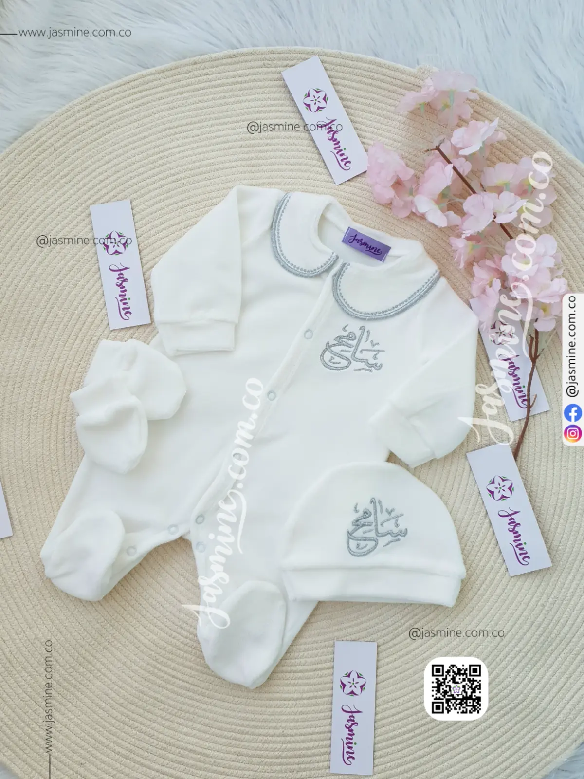 طقم ولادة 3 قطع مُصنع بالاسم سالوبيت وطاقية وجوانتي الايد اسم ( سامح Sameh ) jumpsuit mitten and hat cotton baby boy clothe (2)