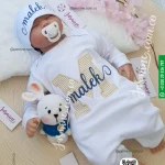 سالوبيت وطاقية مالك Malek تطريز أول حرف M مزخرف مُصنع بالاسم سالوبيت وطاقية تصميم حروف كحلي